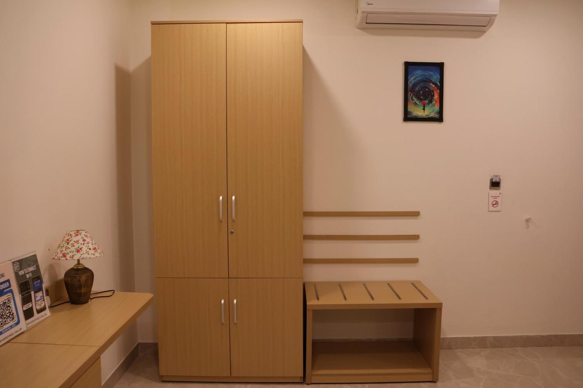 Labels Hotel Нагпур Экстерьер фото