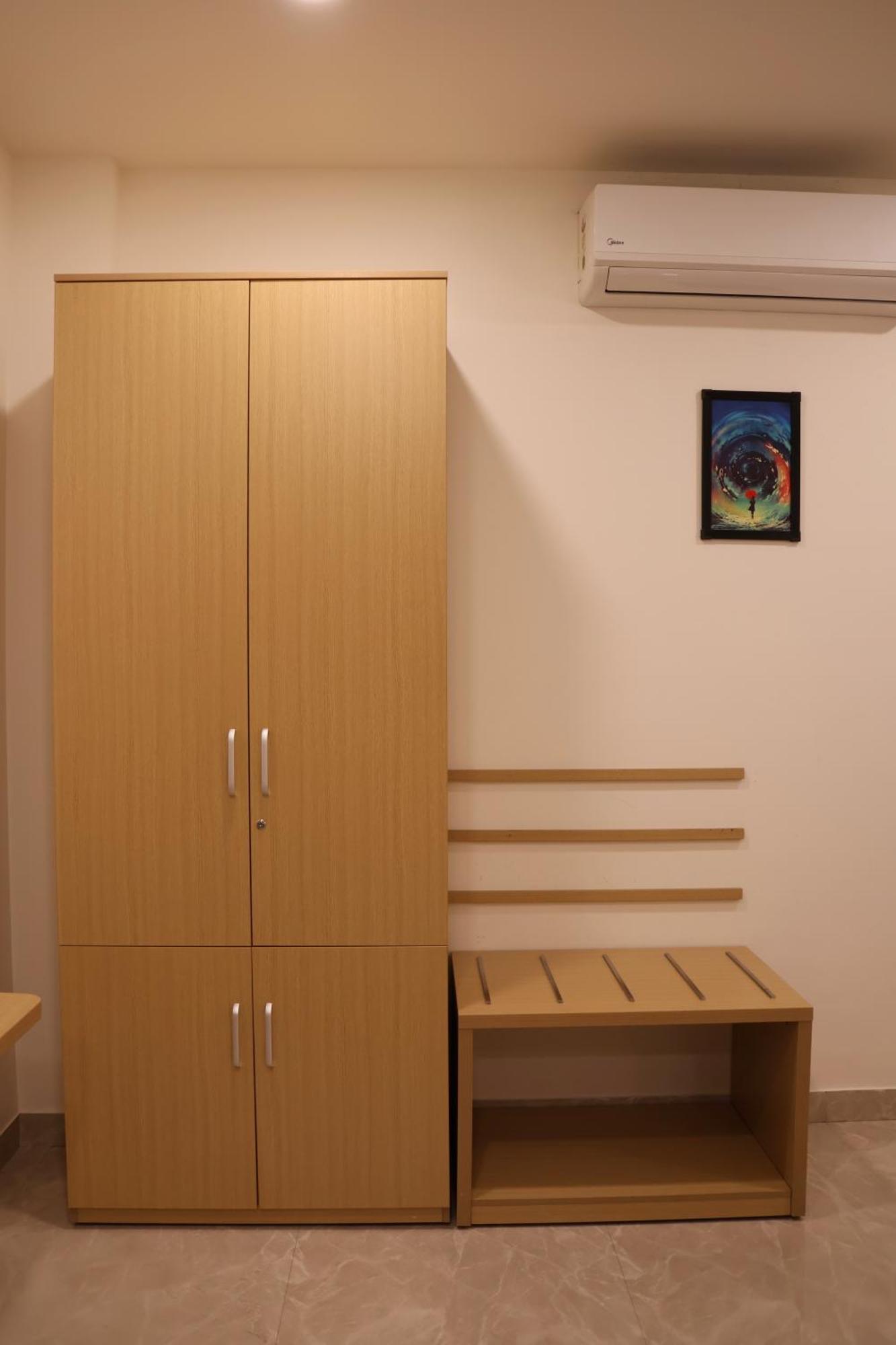 Labels Hotel Нагпур Экстерьер фото